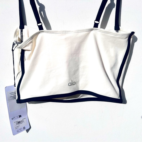 NWT ALO Yoga Airbrush Streamlined Bra Tank medium m - Picture 6 of 12